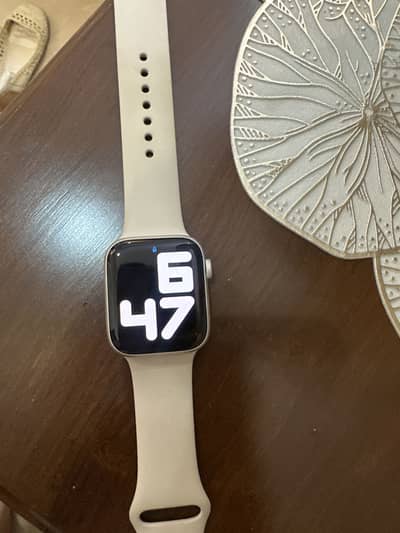 Apple Watch series SE (GPS)( 2nd Generation) 44mm