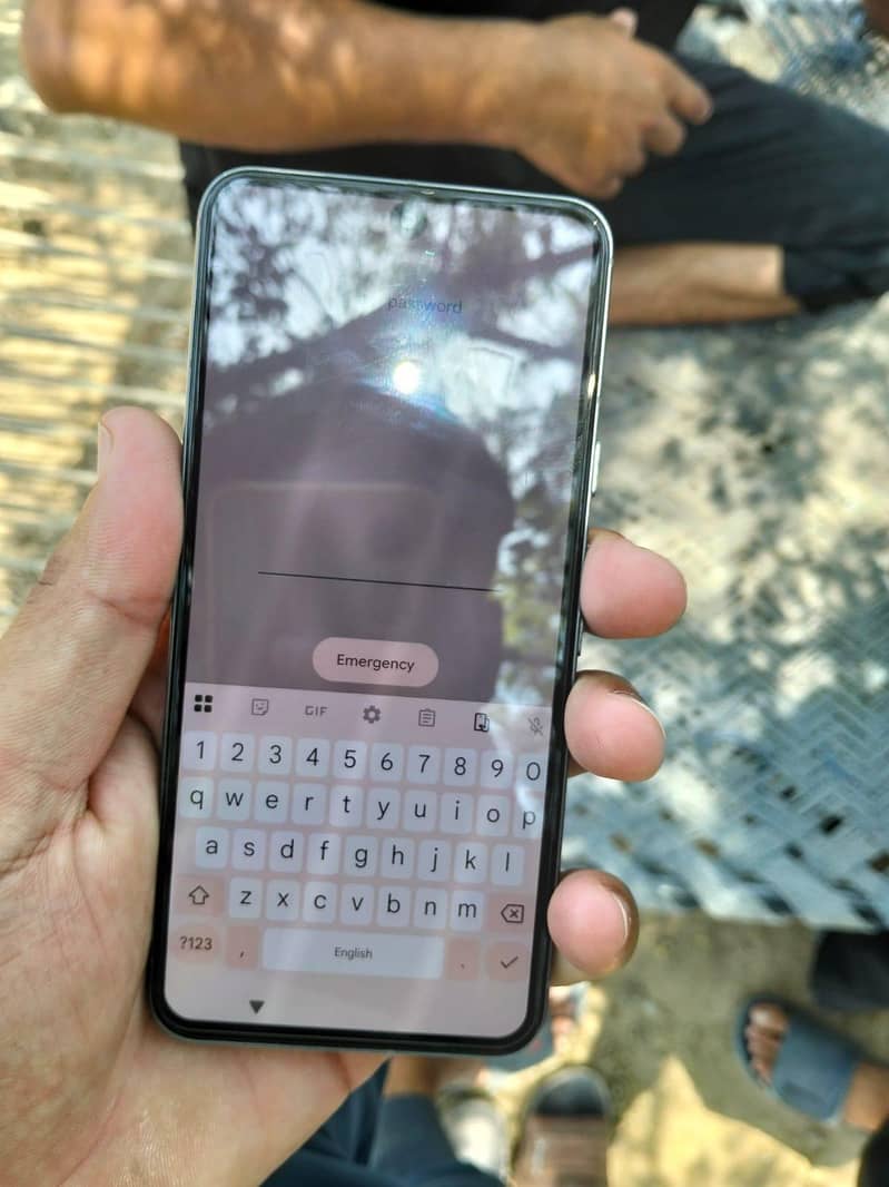 google pixel 8 5