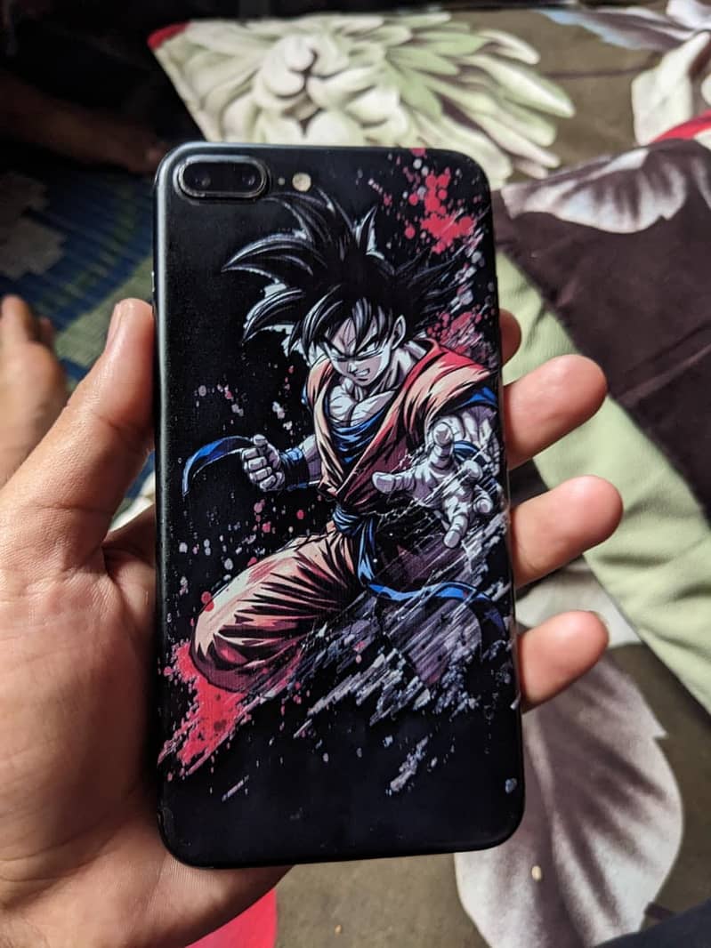 Apple iPhone 7 Plus 0