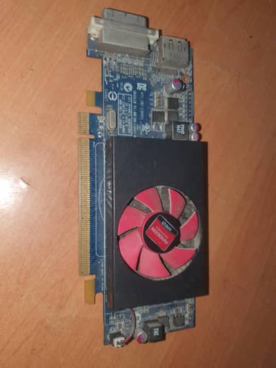 AMD RADEON HD 8490 1GB