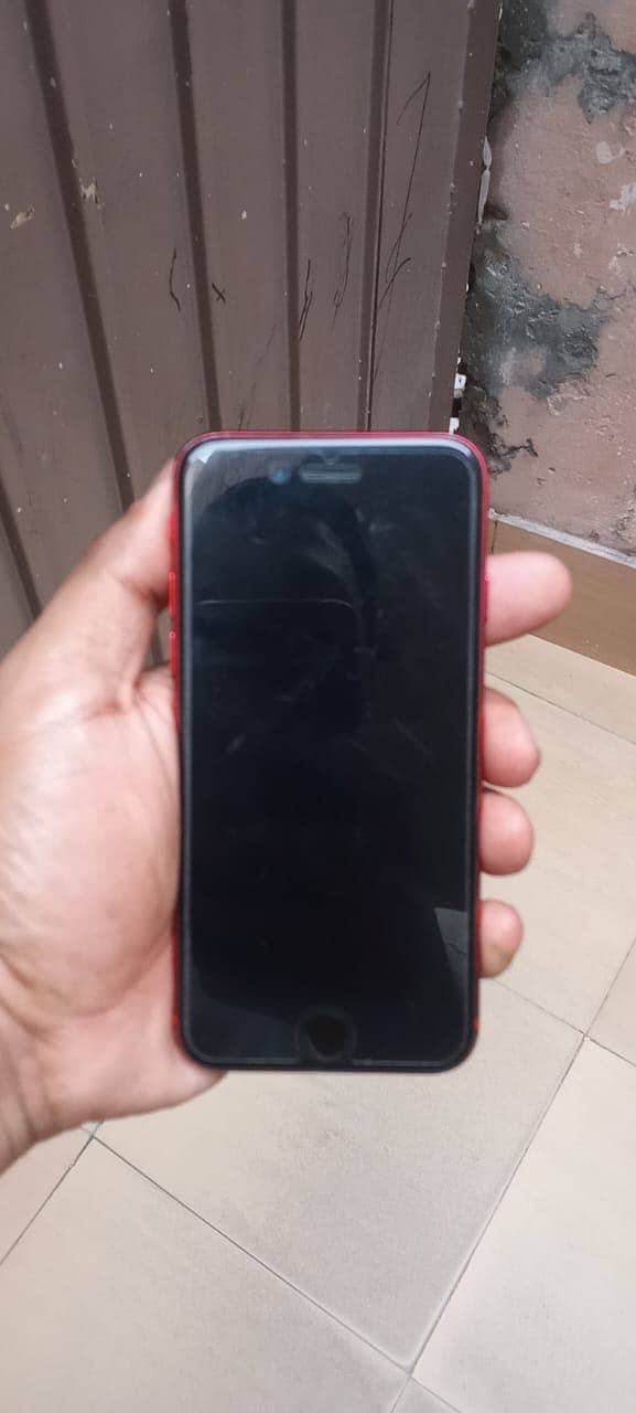 Apple iPhone SE 1