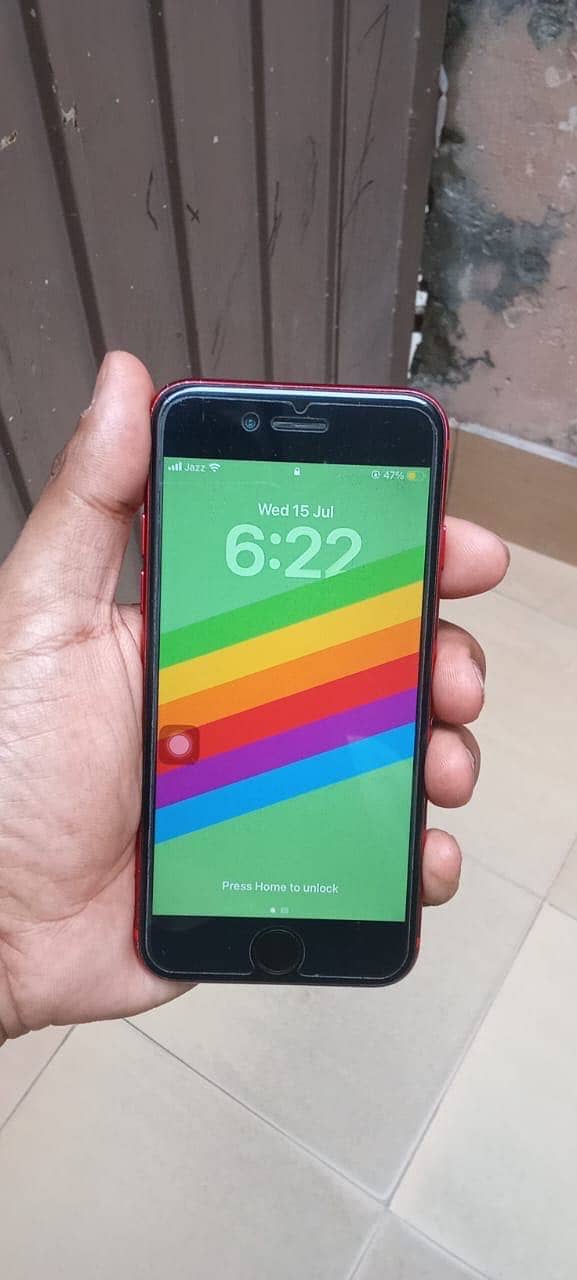 Apple iPhone SE 4