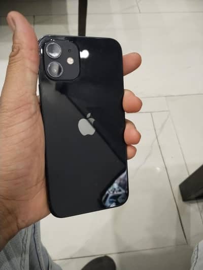 Apple iPhone 12