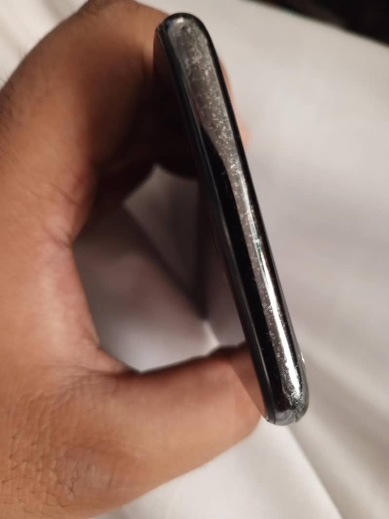 Apple iPhone X 6