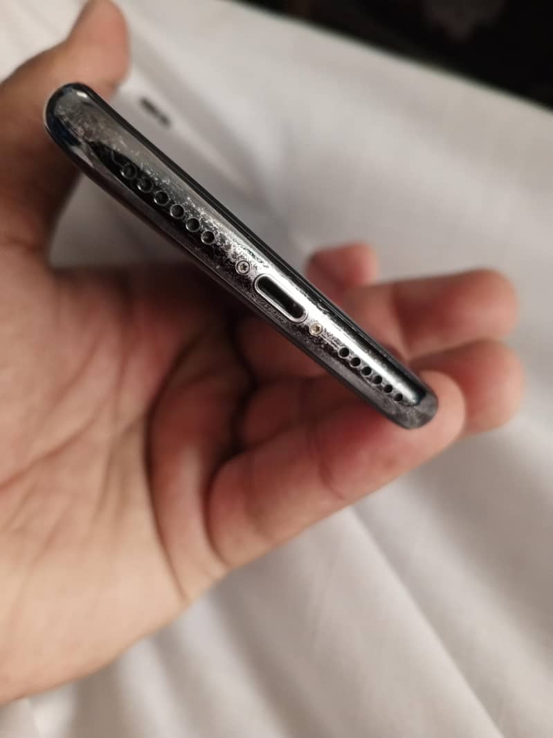 Apple iPhone X 7