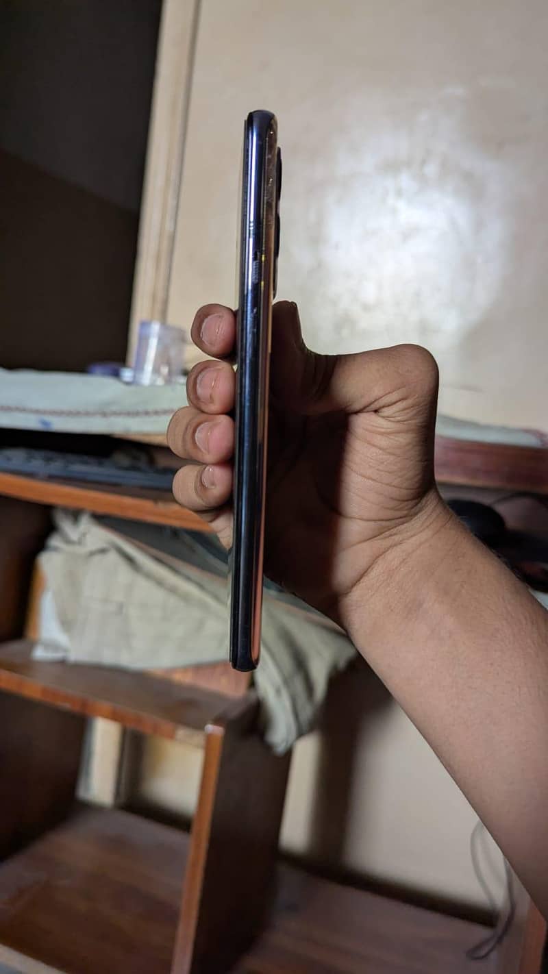 One Plus 9 Lite 3