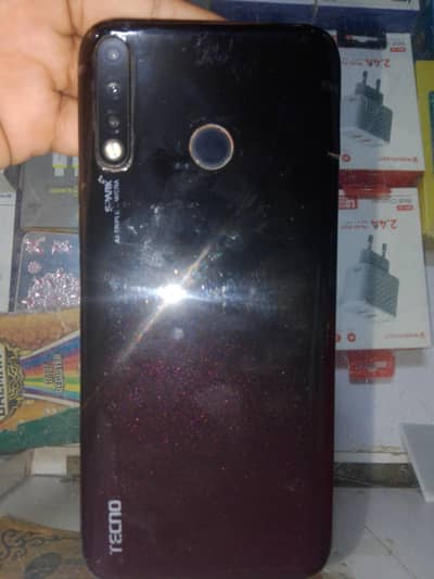 Tecno Spark 4