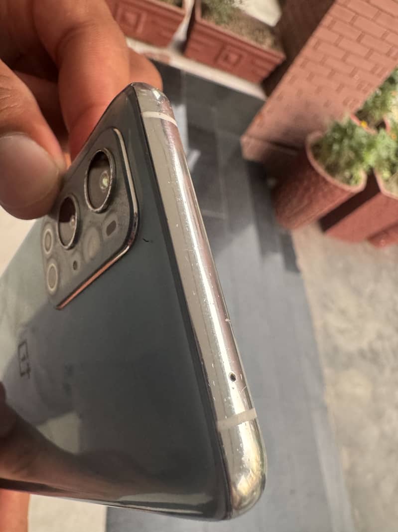 One plus 9pro5G 4