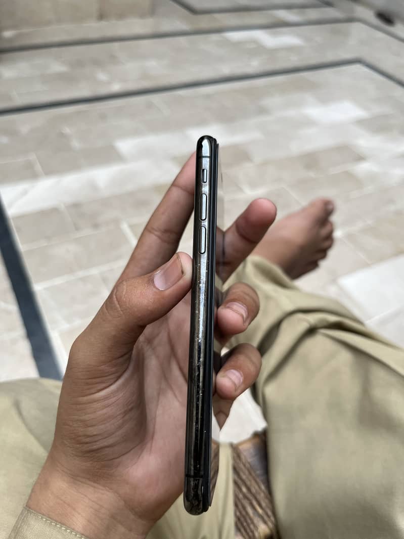 iPhone XS ! 3