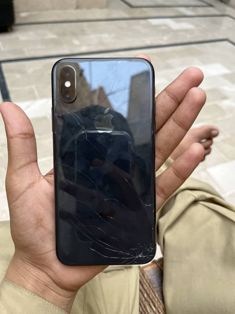 iPhone XS ! 4