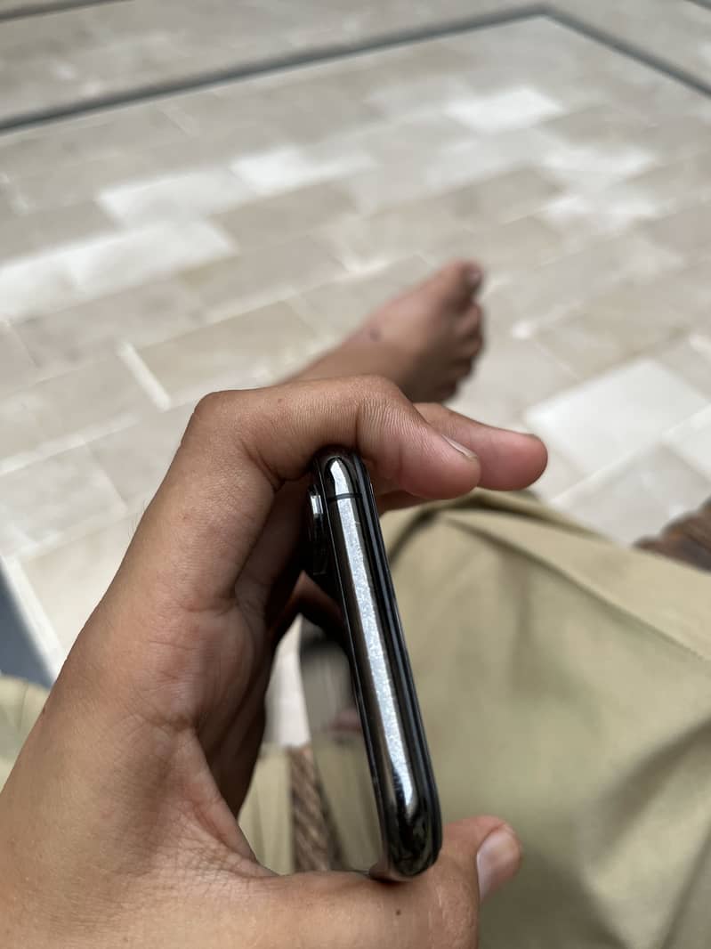 iPhone XS ! 6