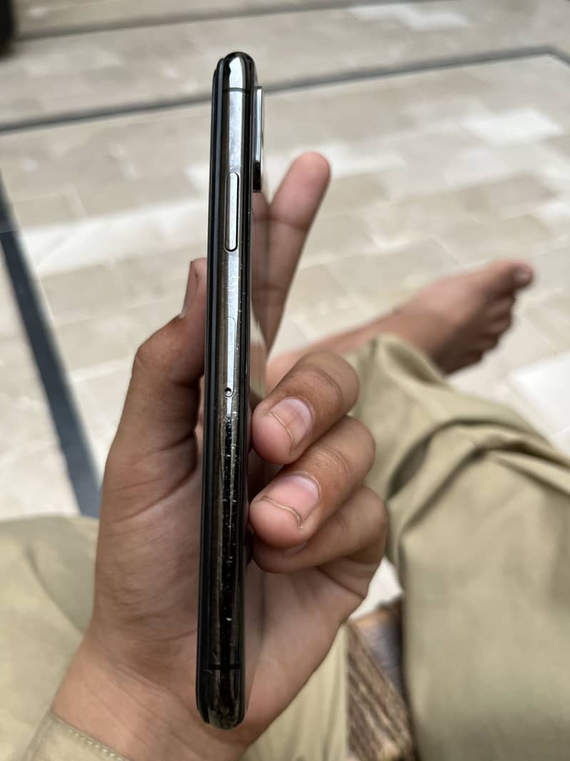 iPhone XS ! 8