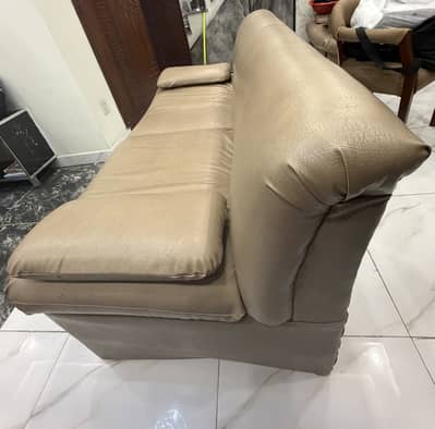 Sofa set 6 seats 3 by 2 by 1 best quailty leather excellence quailty