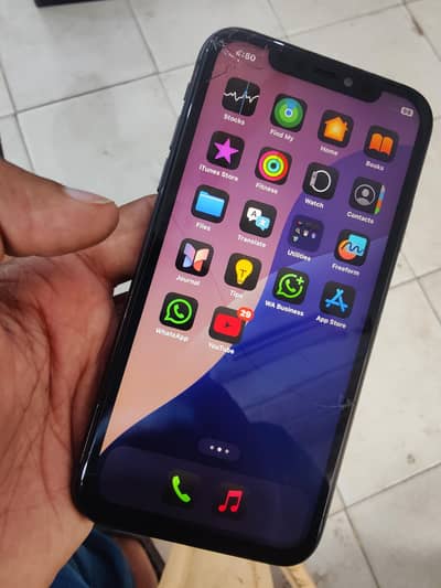 iPhone 11 factory unlock