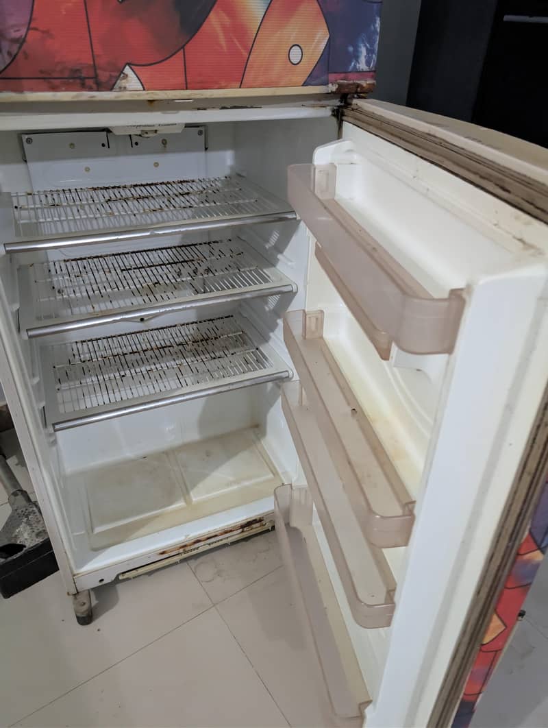 Refrigerator 1