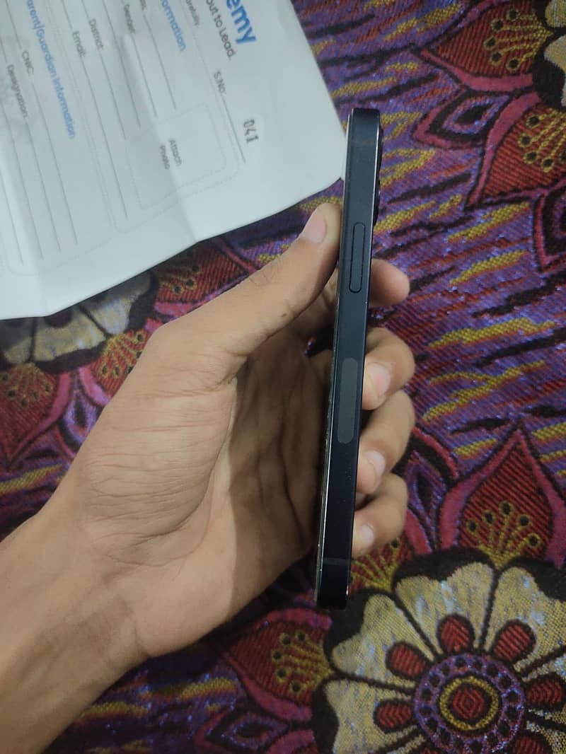 Apple iPhone 12 mini 5
