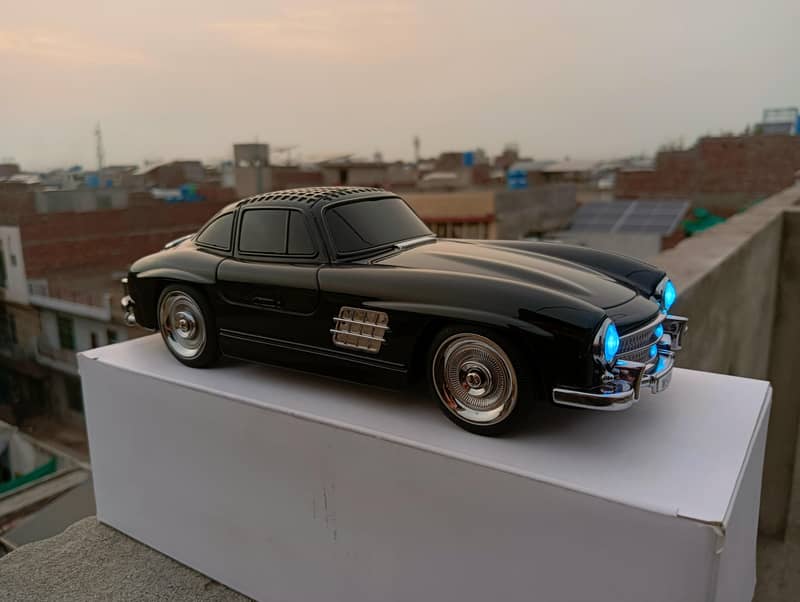 Speaker model car 0