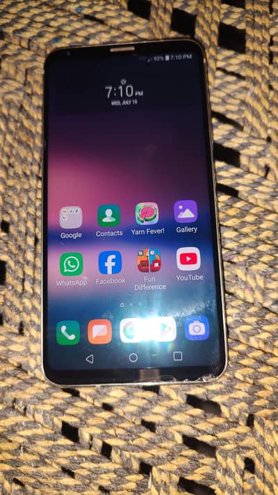LG V30