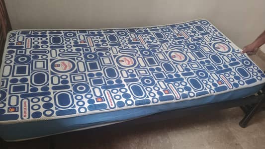 air mattress Cool gel molty faom only 6 month use