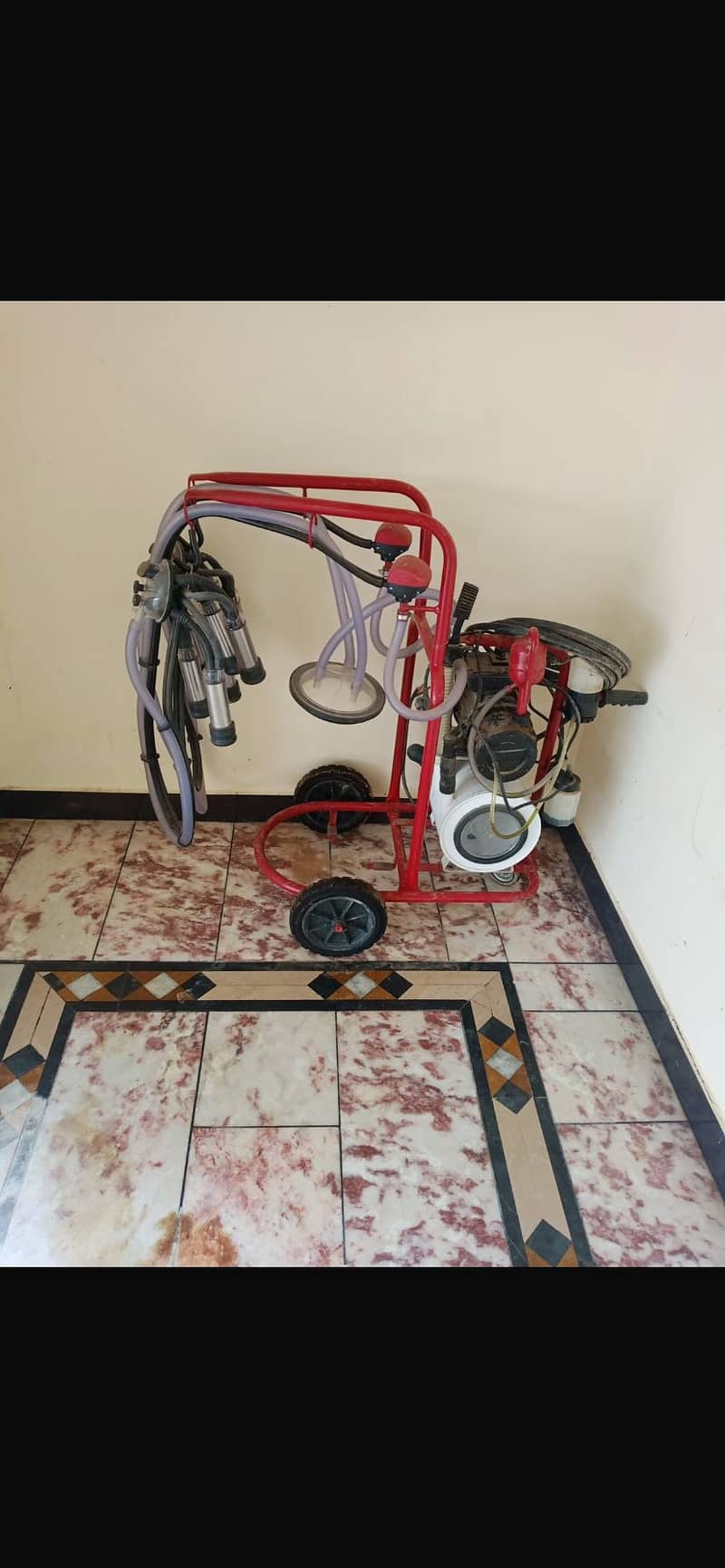 Milking machine & rapper 1