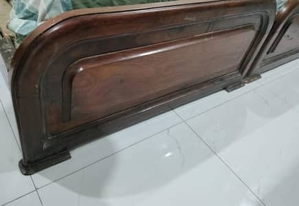 wood single bed for sale good condition 2pic