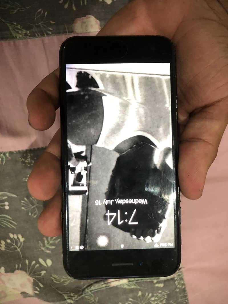 iPhone 7 0