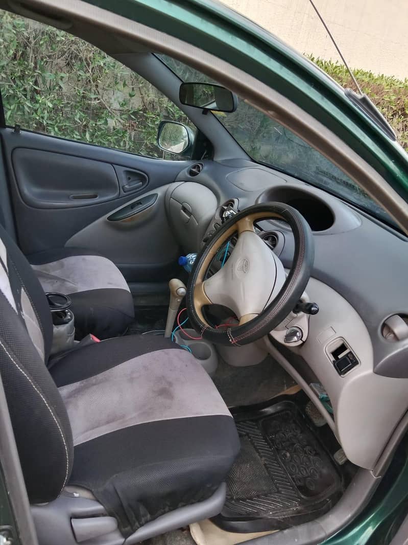 Toyota Platz 2000 6