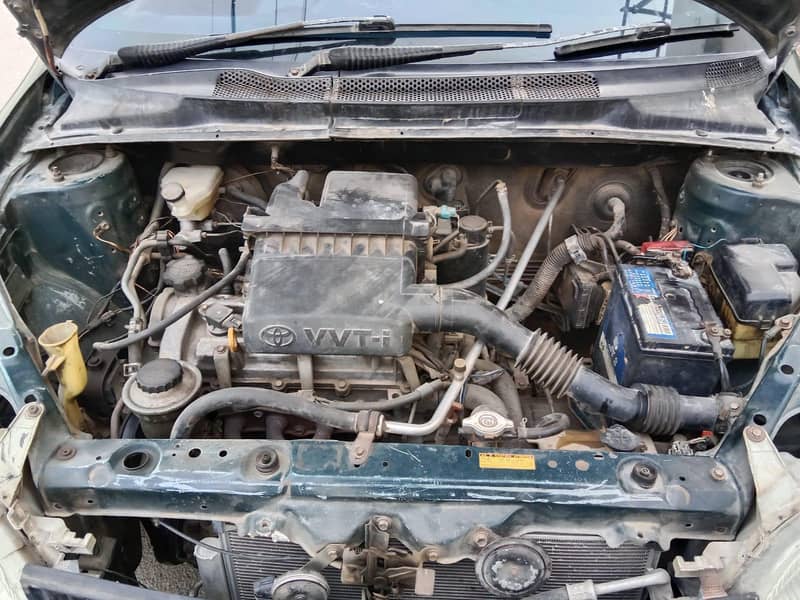Toyota Platz 2000 11