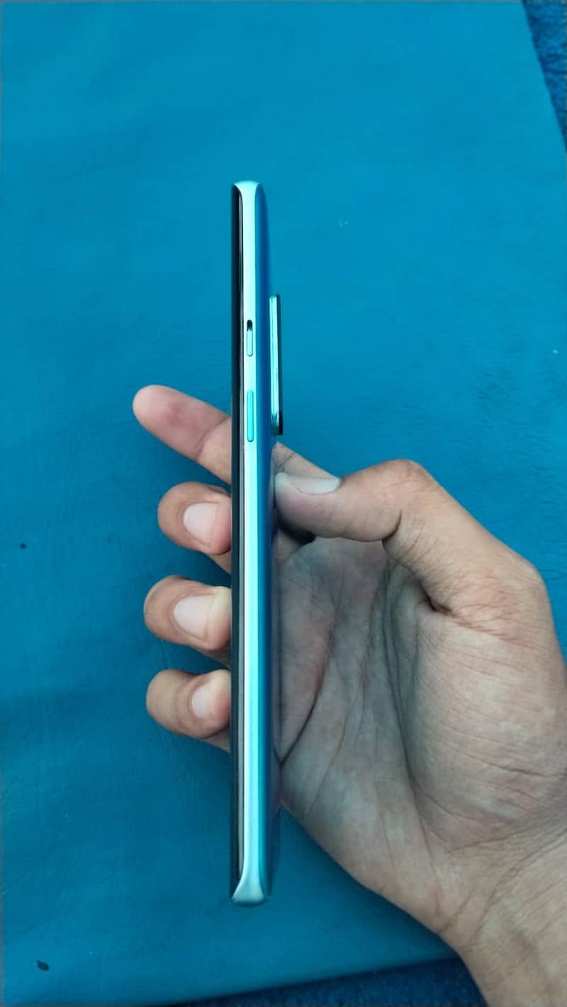 One Plus 8 Pro 4