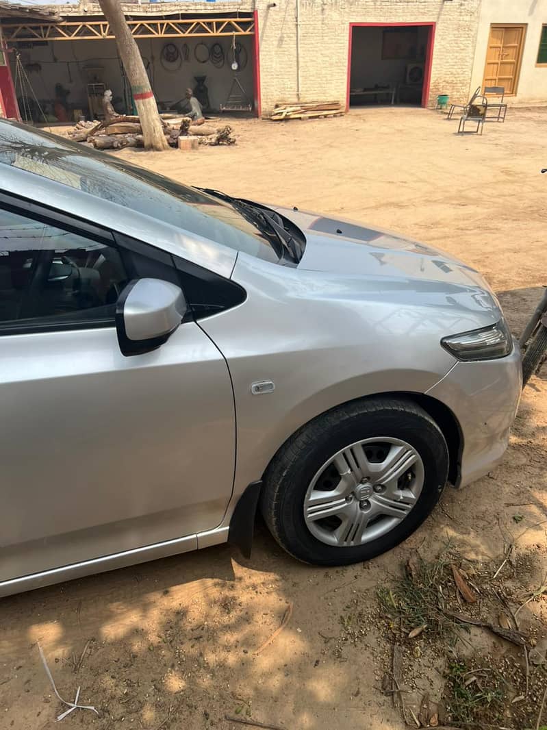 Honda city 2011 model 12