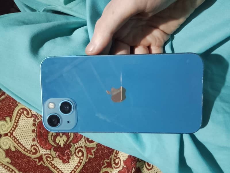 Apple iPhone 13 3