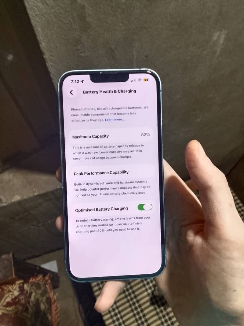 Apple iPhone 13 5