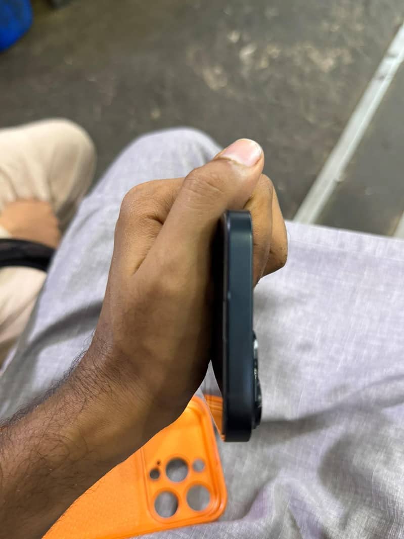 Apple iPhone 14 1