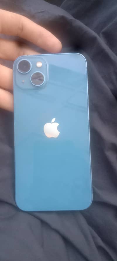 Apple iPhone 13