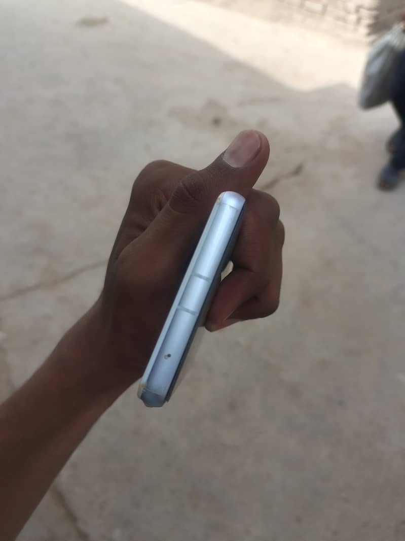 Google Pixel 7a 6