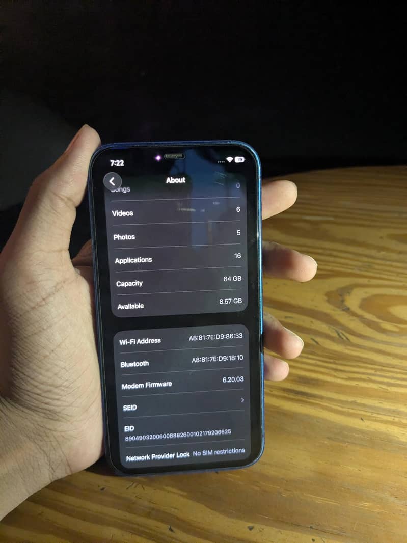 Apple iPhone 12 6