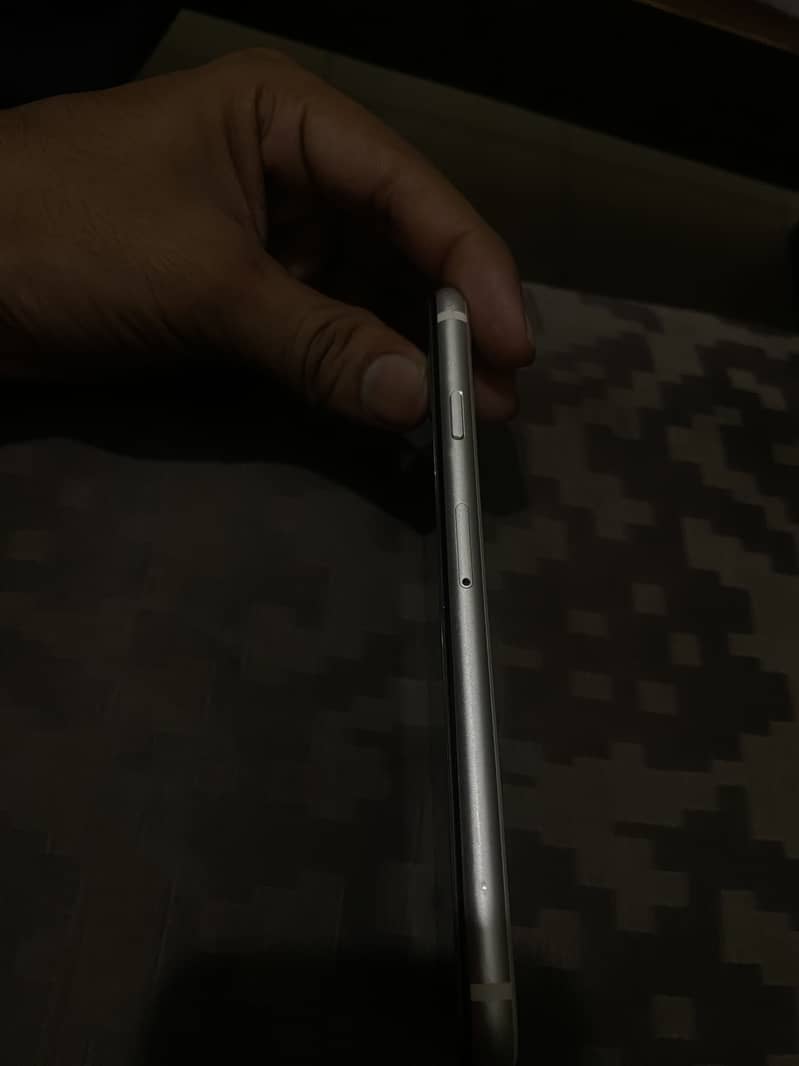 Apple iPhone SE 2