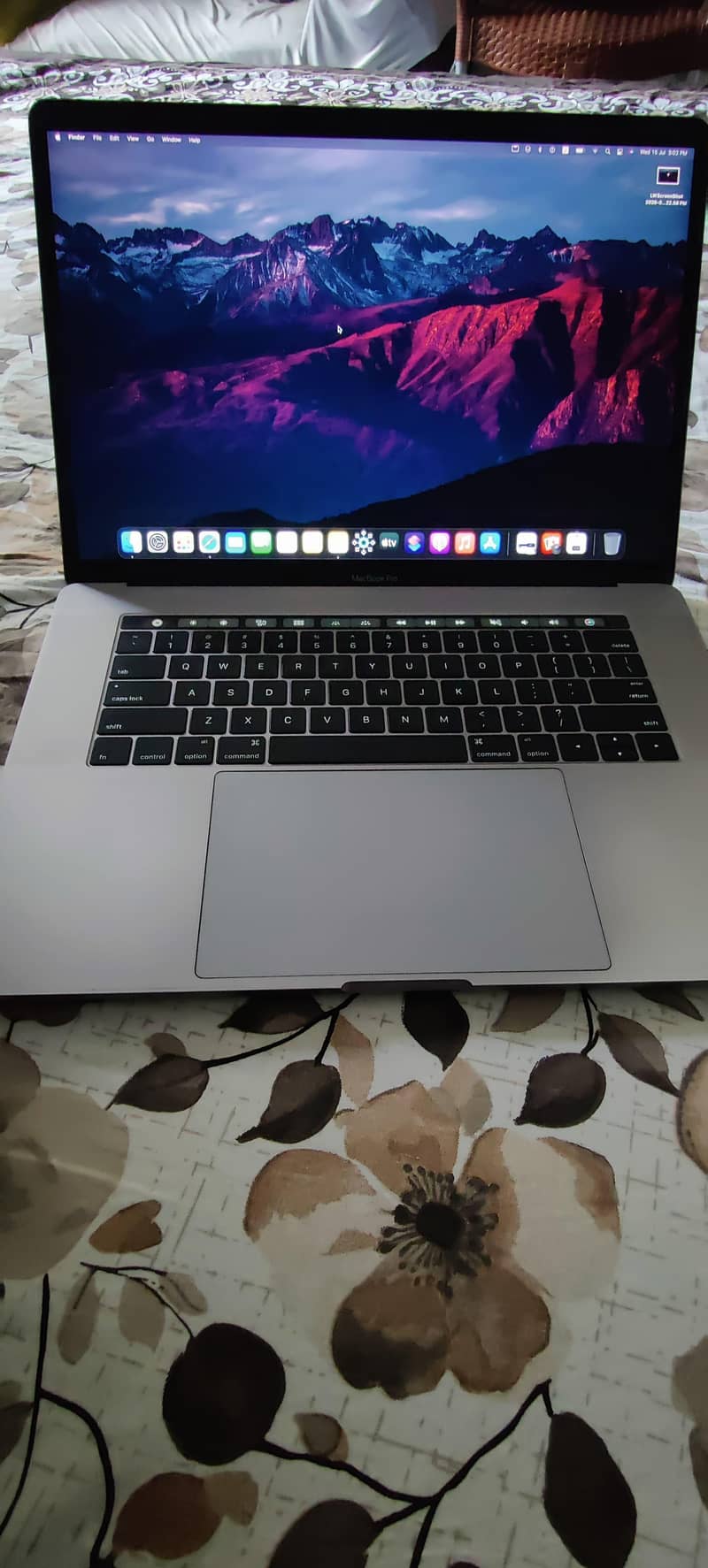 MacBook 2016 Pro 0