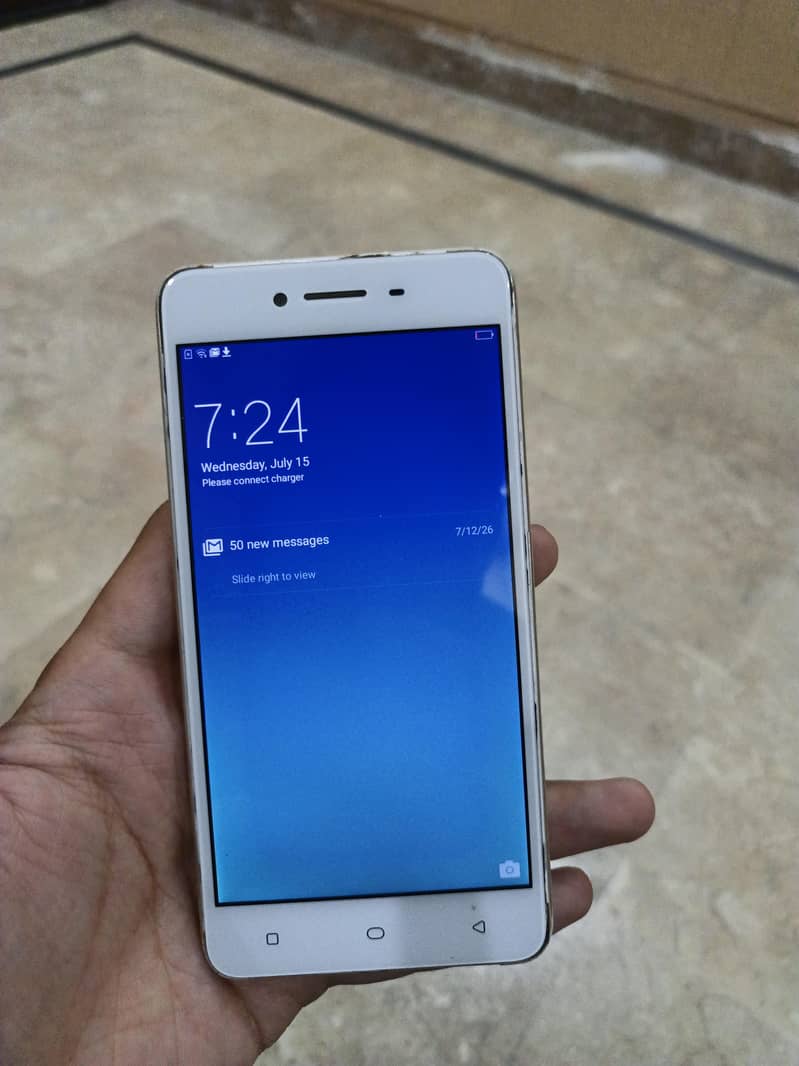 OPPO A37 0