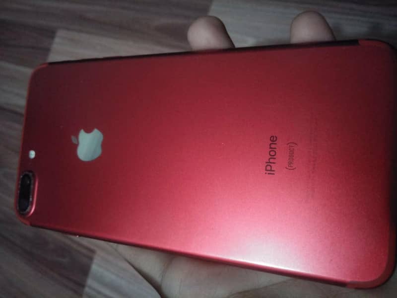 Apple iPhone 7 Plus 1