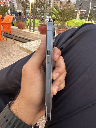 Apple iPhone 13 Pro