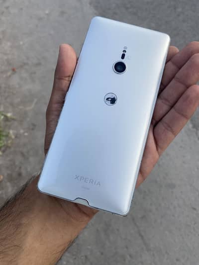 Sony XZ3