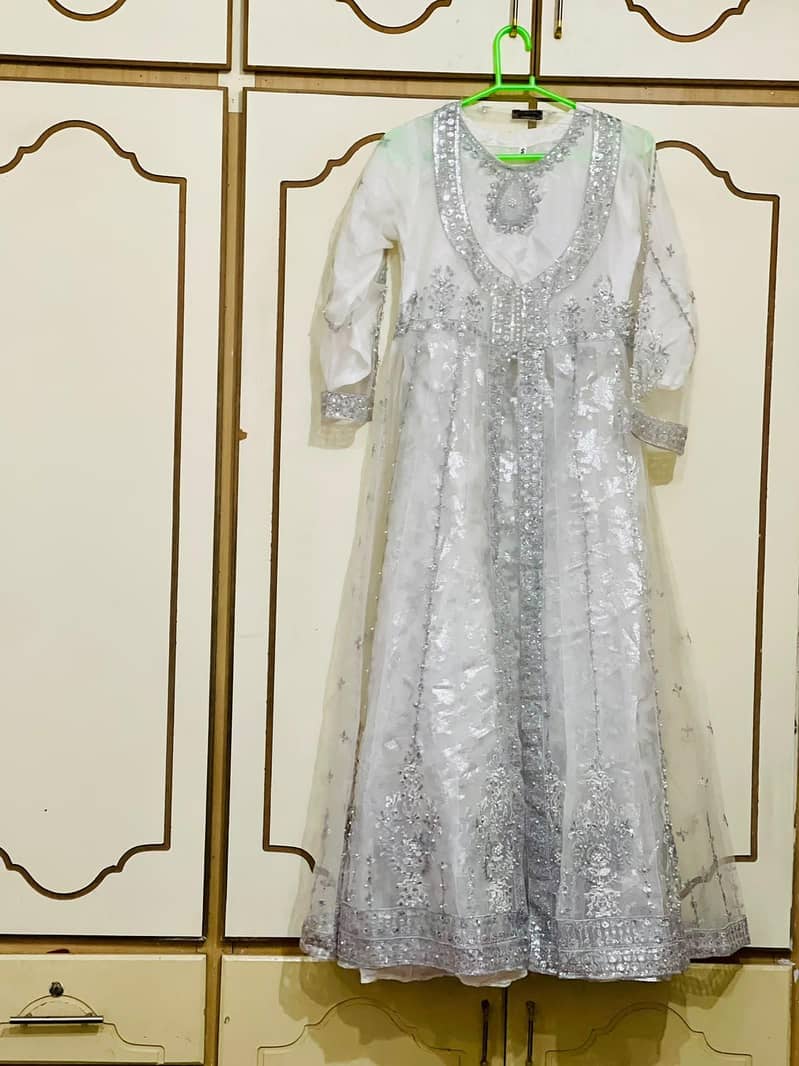 White maxi 3