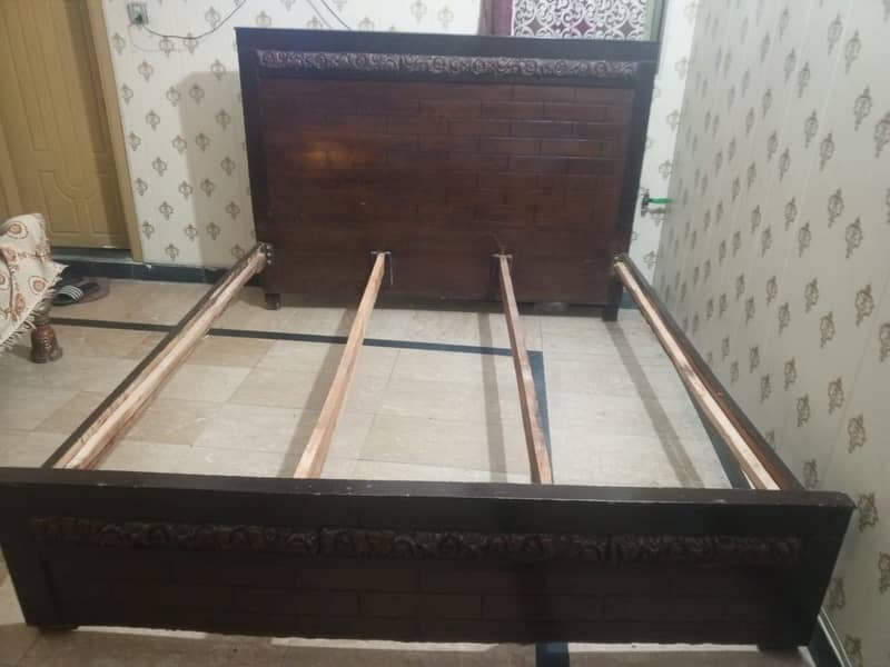 Double bed 0