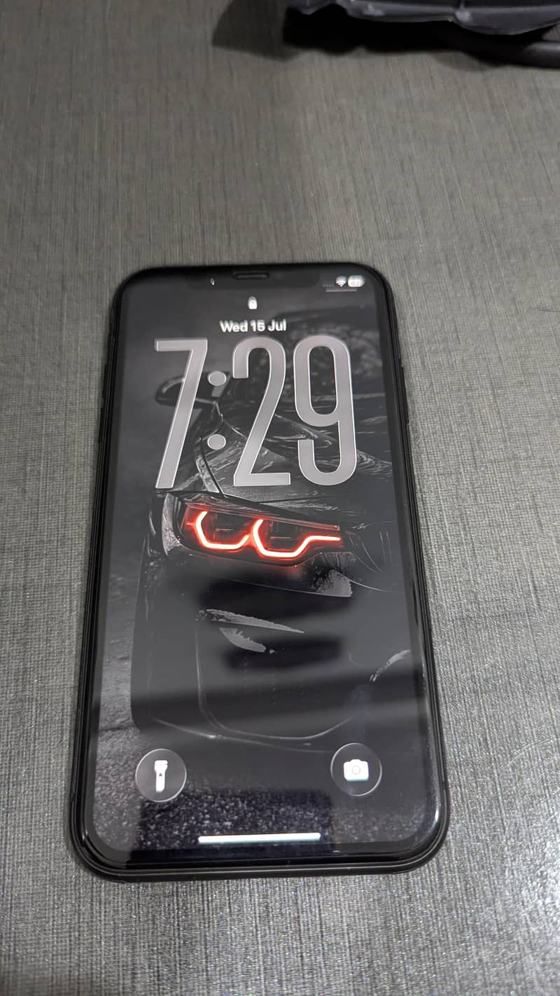 iPhone 11 1