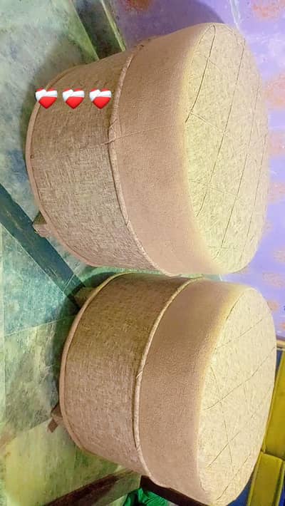 22×22full size stool puffy light brown and white color