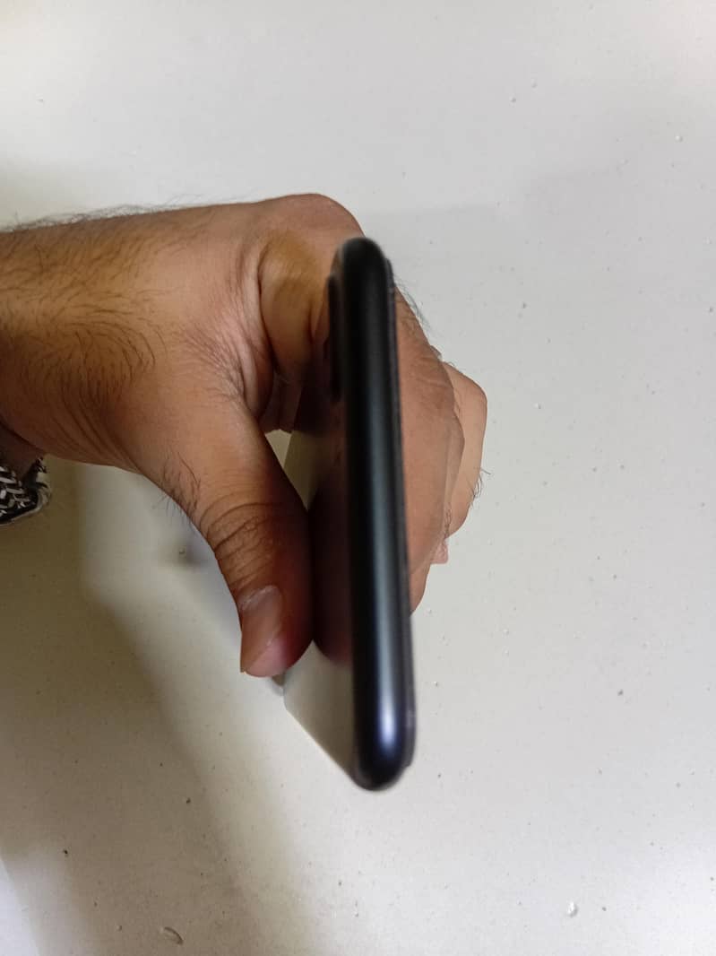 Apple iPhone 7 Plus 1