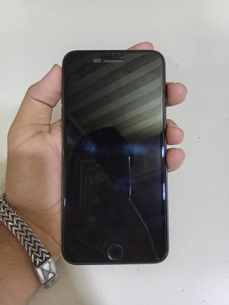 Apple iPhone 7 Plus 4