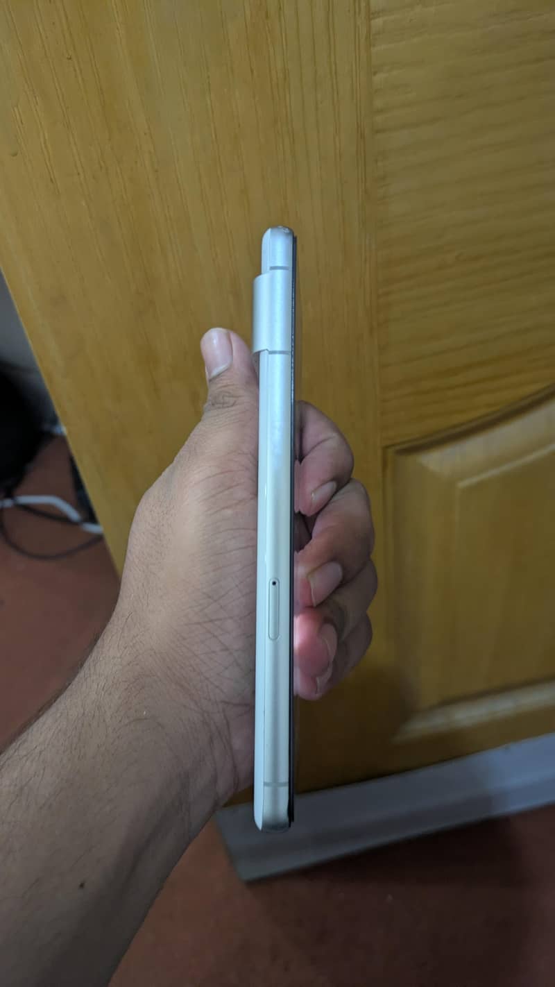 Google Pixel 7 3