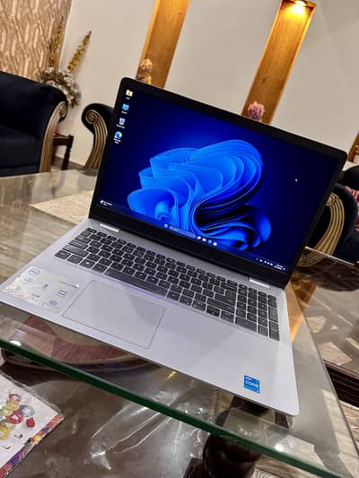 Dell Inspiron 15 (11th Generation)